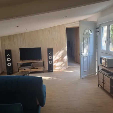 Les 3 Cedres Дом отдыха