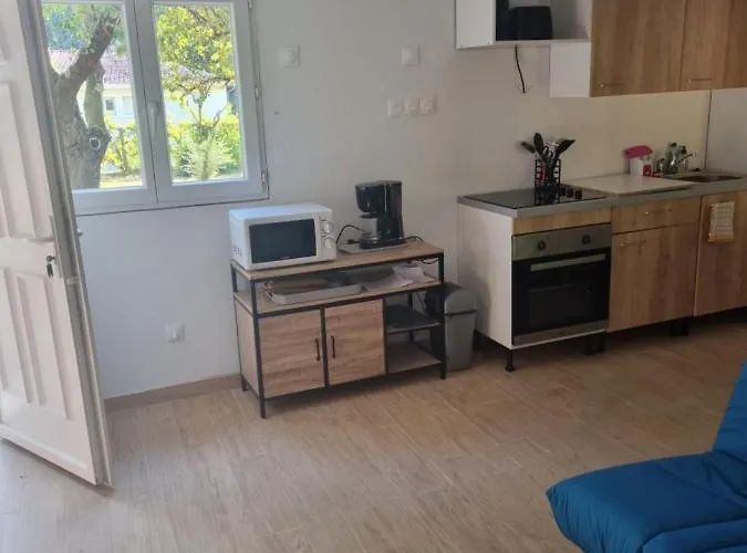 Semesterbostad Les 3 Cedres *